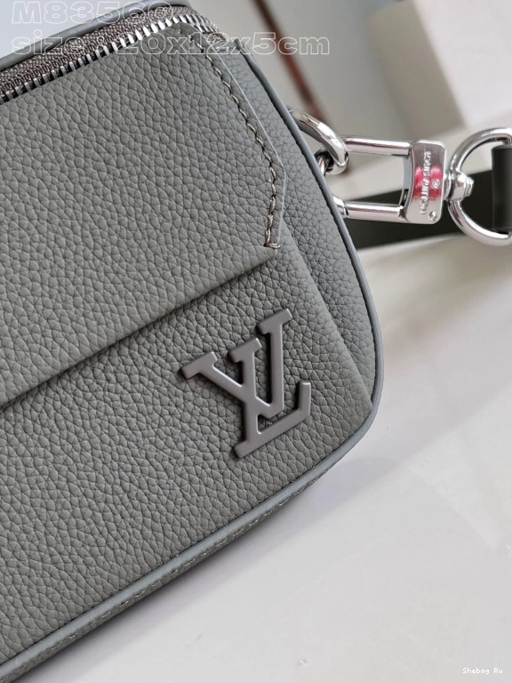 Wearable Pilot LOUIS VUITTON Wallet-20*12*5.5CM 0821